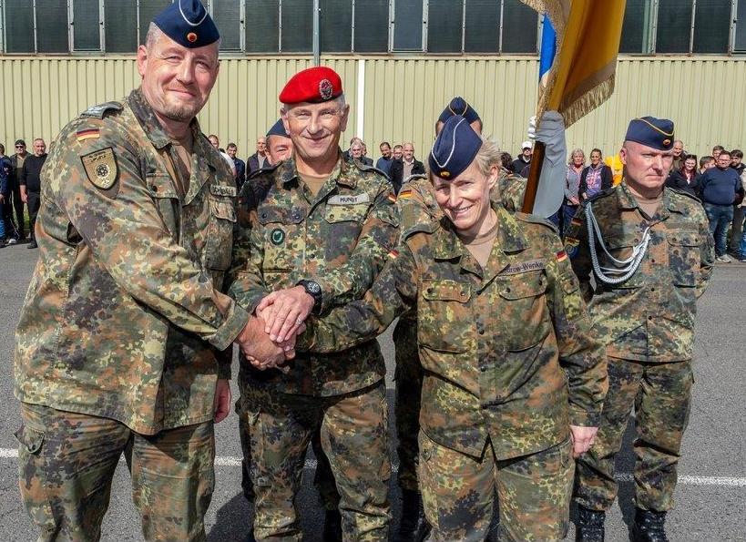 Bianca Ubernahme Bundeswehr Depot