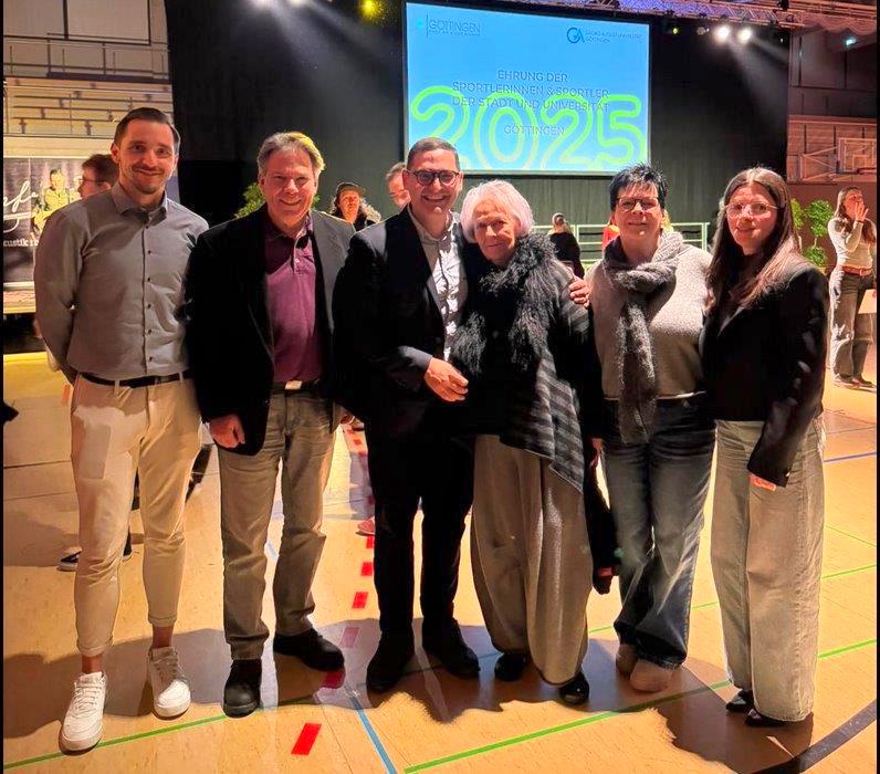 Sportlerehrung 2026 Gruppenfoto mit Ehsan